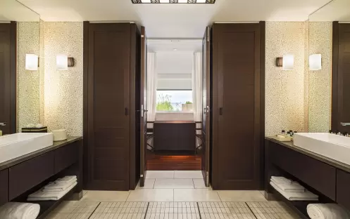 europe-holidays-greece-costa-navarino-the-romanos-a-luxury-collection-resort-costa-navarino-grand-suite-garden- view